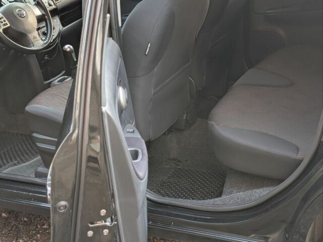 Чорний Ніссан Ноут, об'ємом двигуна 1.4 л та пробігом 127 тис. км за 6614 $, фото 4 на Automoto.ua