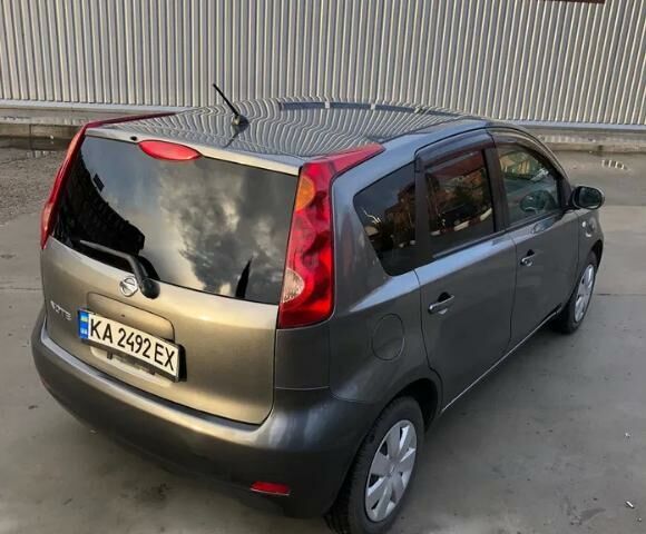 Чорний Ніссан Ноут, об'ємом двигуна 1.5 л та пробігом 30 тис. км за 7500 $, фото 3 на Automoto.ua