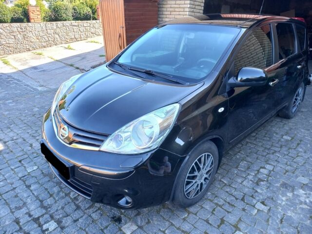 Чорний Ніссан Ноут, об'ємом двигуна 1.4 л та пробігом 100 тис. км за 6700 $, фото 1 на Automoto.ua