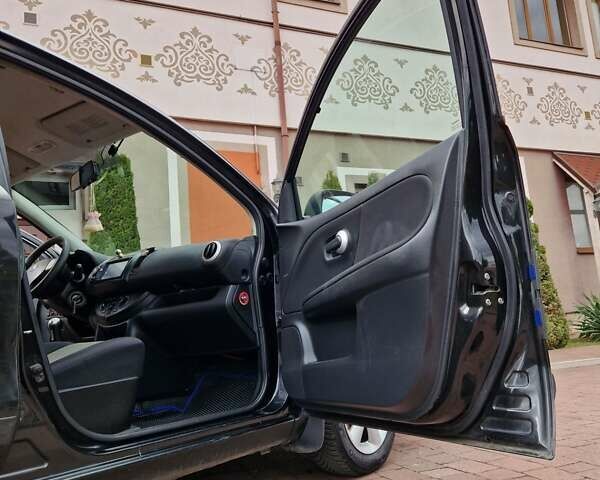 Черный Ниссан Ноут, объемом двигателя 1.4 л и пробегом 199 тыс. км за 5700 $, фото 27 на Automoto.ua