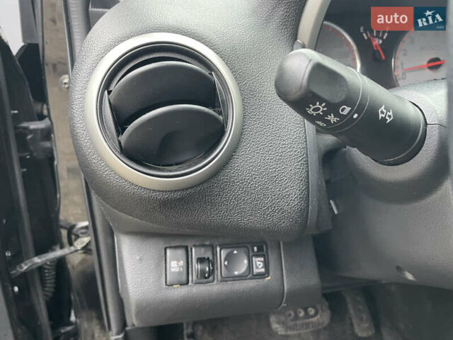 Черный Ниссан Ноут, объемом двигателя 1.5 л и пробегом 80 тыс. км за 7500 $, фото 26 на Automoto.ua