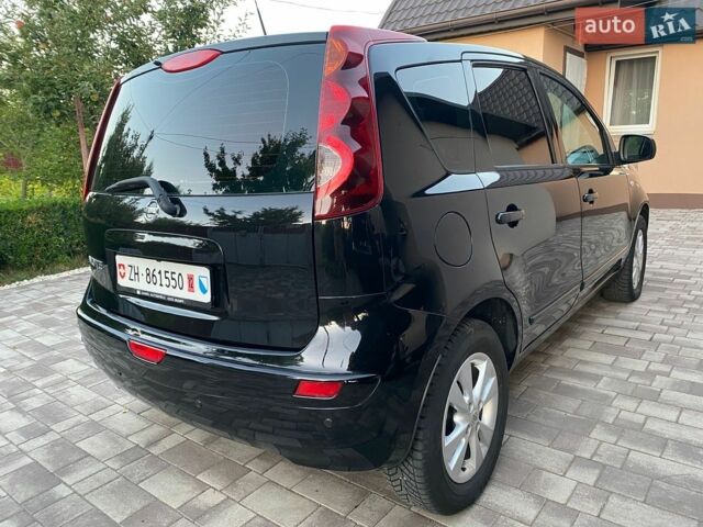 Чорний Ніссан Ноут, об'ємом двигуна 1.6 л та пробігом 140 тис. км за 7990 $, фото 6 на Automoto.ua