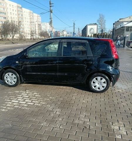 Черный Ниссан Ноут, объемом двигателя 1.5 л и пробегом 75 тыс. км за 6900 $, фото 5 на Automoto.ua