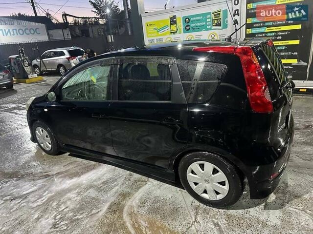Черный Ниссан Ноут, объемом двигателя 1.5 л и пробегом 110 тыс. км за 7100 $, фото 1 на Automoto.ua