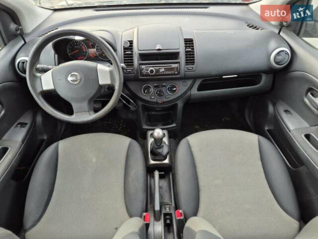 Чорний Ніссан Ноут, об'ємом двигуна 1.39 л та пробігом 200 тис. км за 3999 $, фото 9 на Automoto.ua