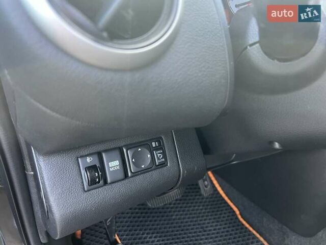Черный Ниссан Ноут, объемом двигателя 1.5 л и пробегом 111 тыс. км за 7200 $, фото 7 на Automoto.ua