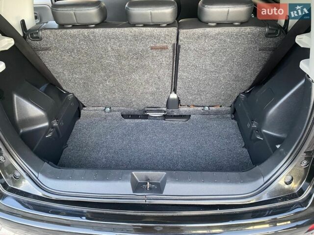 Чорний Ніссан Ноут, об'ємом двигуна 1.6 л та пробігом 140 тис. км за 7990 $, фото 27 на Automoto.ua
