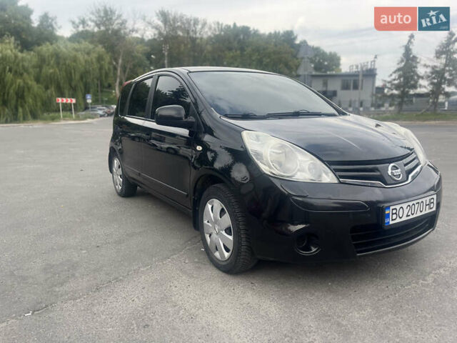 Чорний Ніссан Ноут, об'ємом двигуна 1.6 л та пробігом 197 тис. км за 7800 $, фото 1 на Automoto.ua