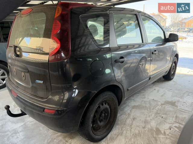Чорний Ніссан Ноут, об'ємом двигуна 1.39 л та пробігом 200 тис. км за 3999 $, фото 3 на Automoto.ua