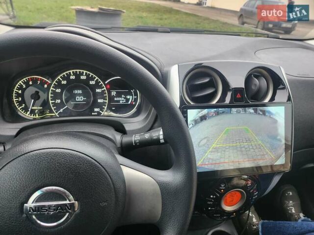 Чорний Ніссан Ноут, об'ємом двигуна 1.2 л та пробігом 60 тис. км за 7950 $, фото 33 на Automoto.ua