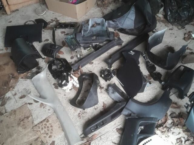 Черный Ниссан Ноут, объемом двигателя 1.5 л и пробегом 121 тыс. км за 5100 $, фото 10 на Automoto.ua