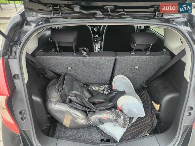 Чорний Ніссан Ноут, об'ємом двигуна 1.2 л та пробігом 60 тис. км за 7950 $, фото 18 на Automoto.ua