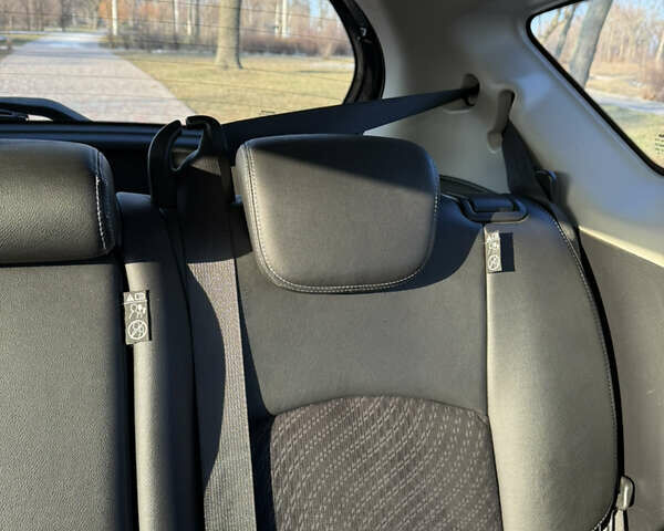 Чорний Ніссан Ноут, об'ємом двигуна 1.2 л та пробігом 162 тис. км за 9950 $, фото 17 на Automoto.ua