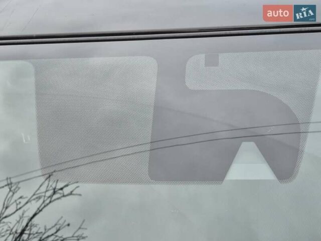 Черный Ниссан Ноут, объемом двигателя 1.2 л и пробегом 65 тыс. км за 8900 $, фото 46 на Automoto.ua