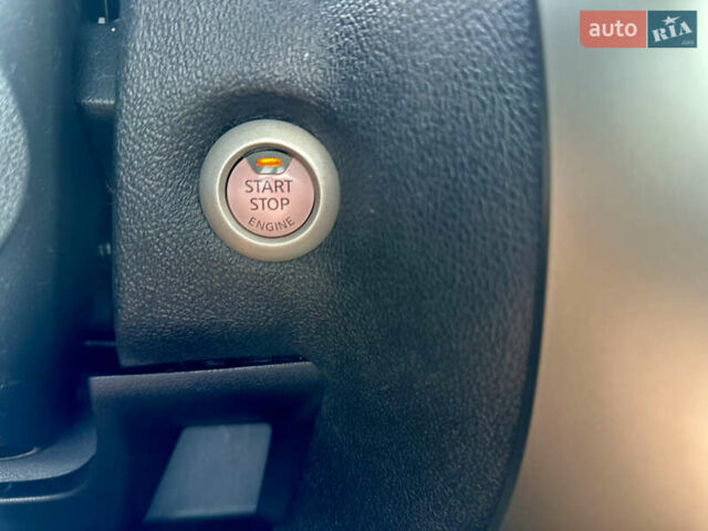 Чорний Ніссан Ноут, об'ємом двигуна 1.2 л та пробігом 89 тис. км за 10100 $, фото 15 на Automoto.ua