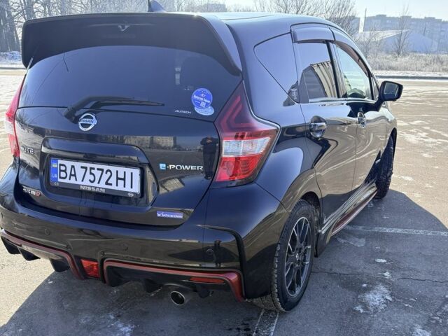 Черный Ниссан Ноут, объемом двигателя 1.2 л и пробегом 63 тыс. км за 14500 $, фото 2 на Automoto.ua