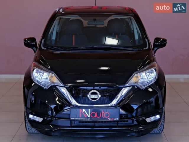 Чорний Ніссан Ноут, об'ємом двигуна 1.6 л та пробігом 94 тис. км за 10900 $, фото 1 на Automoto.ua