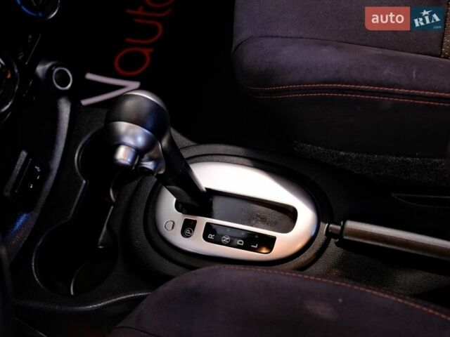 Чорний Ніссан Ноут, об'ємом двигуна 1.6 л та пробігом 94 тис. км за 10900 $, фото 23 на Automoto.ua