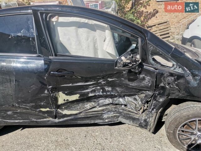 Черный Ниссан Ноут, объемом двигателя 1.6 л и пробегом 134 тыс. км за 3500 $, фото 9 на Automoto.ua