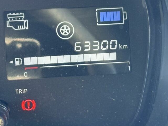 Черный Ниссан Ноут, объемом двигателя 1.2 л и пробегом 63 тыс. км за 14500 $, фото 6 на Automoto.ua