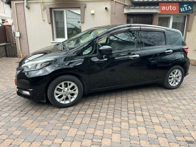 Черный Ниссан Ноут, объемом двигателя 1.2 л и пробегом 37 тыс. км за 11499 $, фото 19 на Automoto.ua