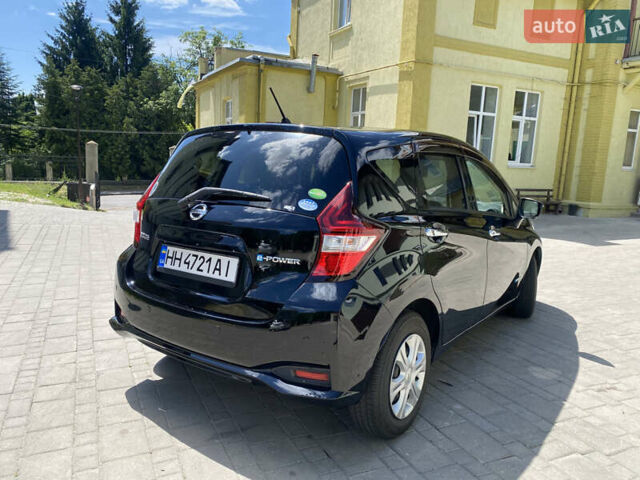 Черный Ниссан Ноут, объемом двигателя 1.2 л и пробегом 42 тыс. км за 11999 $, фото 5 на Automoto.ua