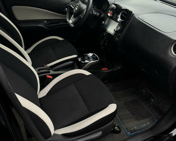 Чорний Ніссан Ноут, об'ємом двигуна 1.2 л та пробігом 57 тис. км за 12200 $, фото 12 на Automoto.ua