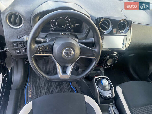 Чорний Ніссан Ноут, об'ємом двигуна 1.2 л та пробігом 57 тис. км за 12200 $, фото 10 на Automoto.ua