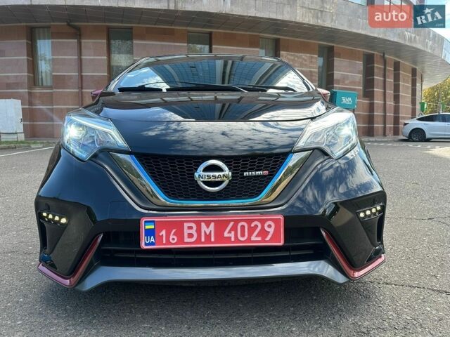Черный Ниссан Ноут, объемом двигателя 1.2 л и пробегом 67 тыс. км за 13500 $, фото 7 на Automoto.ua
