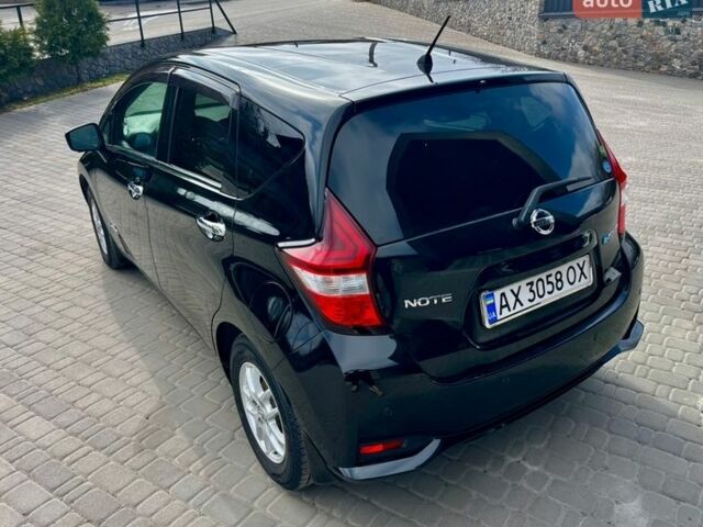 Чорний Ніссан Ноут, об'ємом двигуна 1.2 л та пробігом 60 тис. км за 10999 $, фото 28 на Automoto.ua