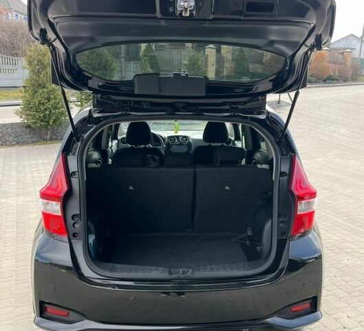 Чорний Ніссан Ноут, об'ємом двигуна 1.2 л та пробігом 60 тис. км за 10999 $, фото 31 на Automoto.ua