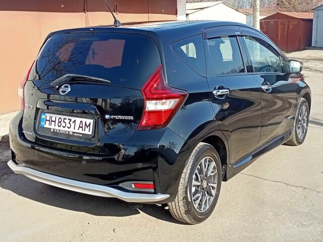 Чорний Ніссан Ноут, об'ємом двигуна 1.2 л та пробігом 47 тис. км за 14900 $, фото 7 на Automoto.ua