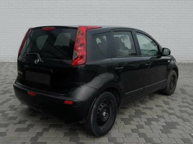 Чорний Ніссан Ноут, об'ємом двигуна 1.6 л та пробігом 315 тис. км за 4700 $, фото 3 на Automoto.ua