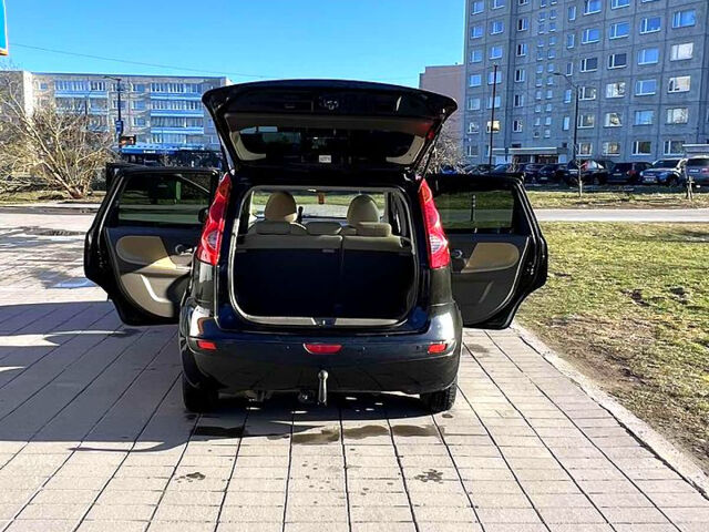 Черный Ниссан Ноут, объемом двигателя 1.6 л и пробегом 332 тыс. км за 5100 $, фото 12 на Automoto.ua