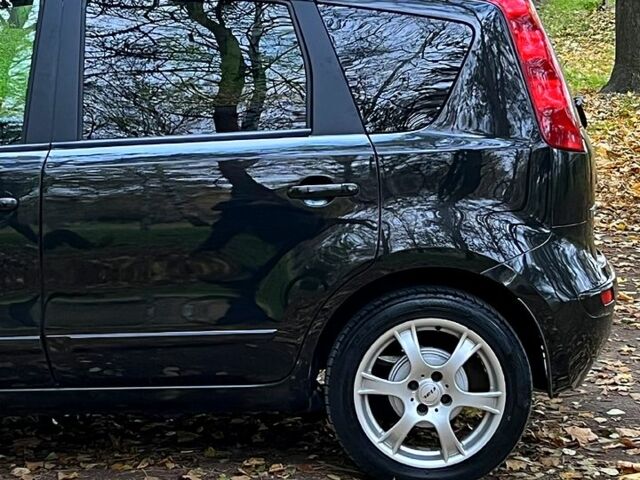 Чорний Ніссан Ноут, об'ємом двигуна 16 л та пробігом 172 тис. км за 5600 $, фото 2 на Automoto.ua
