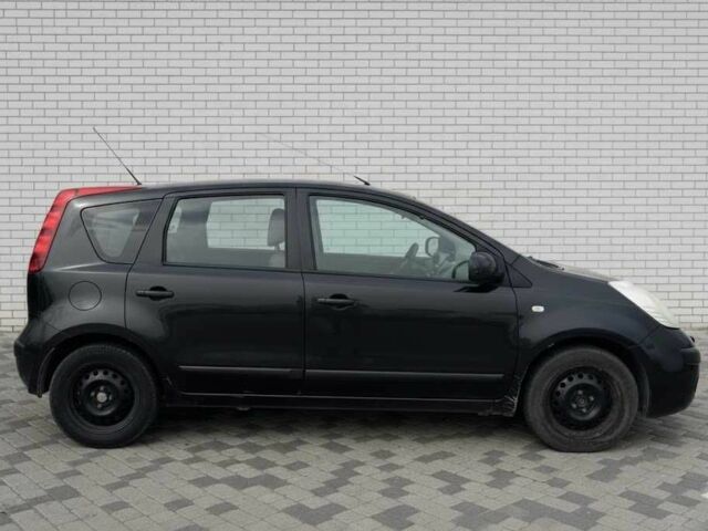 Чорний Ніссан Ноут, об'ємом двигуна 1.6 л та пробігом 315 тис. км за 4700 $, фото 4 на Automoto.ua