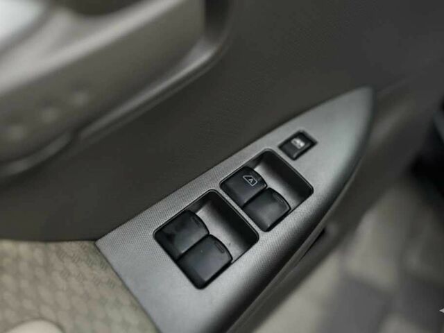 Чорний Ніссан Ноут, об'ємом двигуна 1.6 л та пробігом 315 тис. км за 4700 $, фото 9 на Automoto.ua