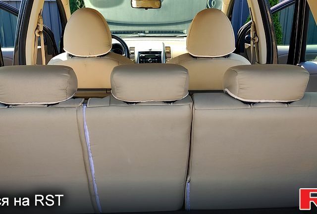 Черный Ниссан Ноут, объемом двигателя 1.5 л и пробегом 180 тыс. км за 4800 $, фото 4 на Automoto.ua