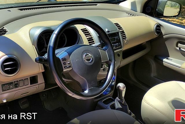 Черный Ниссан Ноут, объемом двигателя 1.5 л и пробегом 180 тыс. км за 4800 $, фото 3 на Automoto.ua