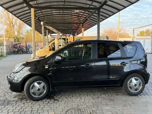 Ниссан Ноут 2007 в Кременчуге на Automoto.ua Черный Ниссан Ноут, объемом двигателя 1.6 л и пробегом 300 тыс. км за 4700 $, фото 3 на Automoto.ua