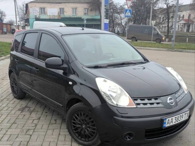 Черный Ниссан Ноут, объемом двигателя 1.4 л и пробегом 262 тыс. км за 4999 $, фото 1 на Automoto.ua