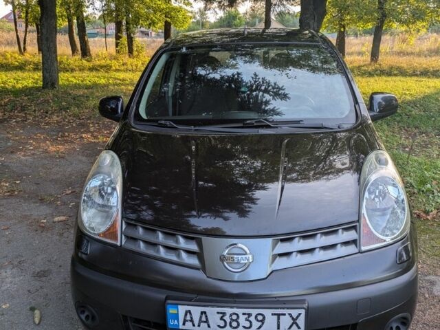 Чорний Ніссан Ноут, об'ємом двигуна 1.4 л та пробігом 253 тис. км за 4900 $, фото 1 на Automoto.ua