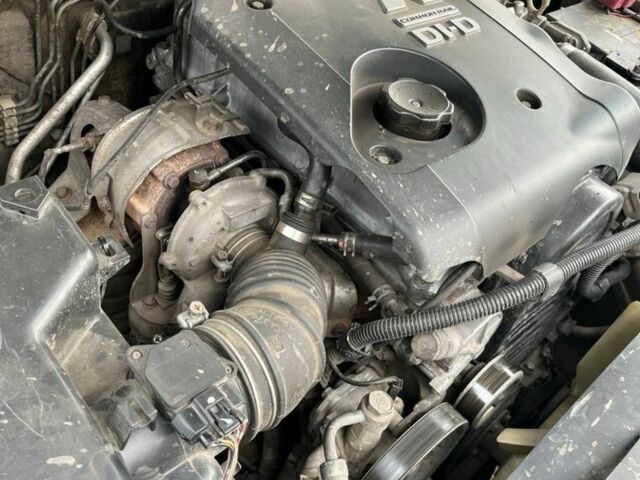 Черный Ниссан Ноут, объемом двигателя 2.5 л и пробегом 347 тыс. км за 8000 $, фото 4 на Automoto.ua