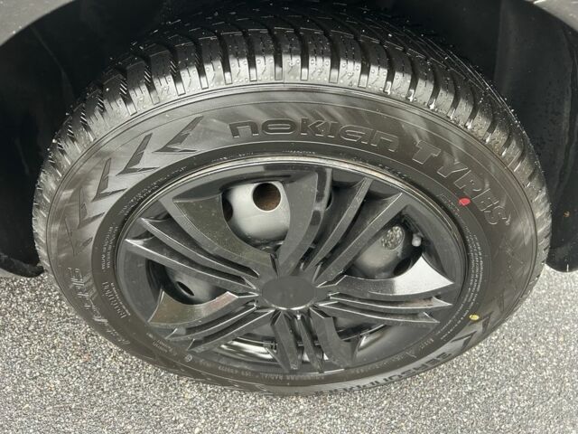 Чорний Ніссан Ноут, об'ємом двигуна 1.6 л та пробігом 192 тис. км за 5450 $, фото 6 на Automoto.ua