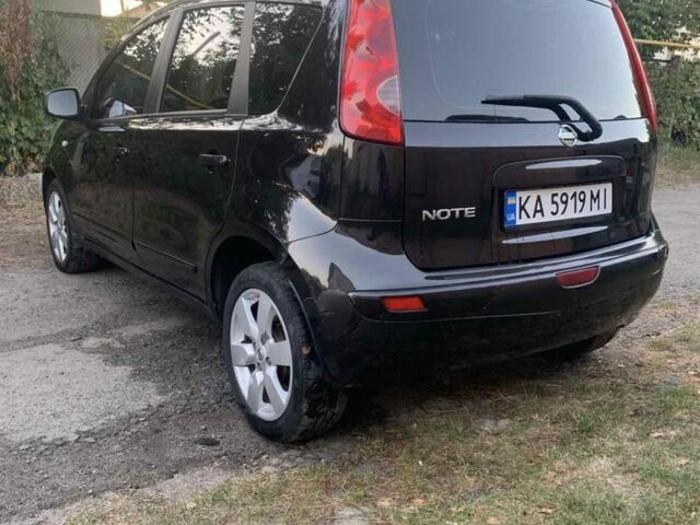 Черный Ниссан Ноут, объемом двигателя 1.6 л и пробегом 178 тыс. км за 6300 $, фото 3 на Automoto.ua