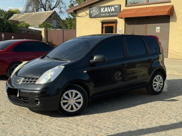 Чорний Ніссан Ноут, об'ємом двигуна 0 л та пробігом 204 тис. км за 3850 $, фото 5 на Automoto.ua