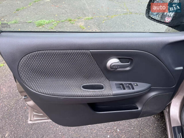 Коричневый Ниссан Ноут, объемом двигателя 1.6 л и пробегом 207 тыс. км за 5699 $, фото 11 на Automoto.ua