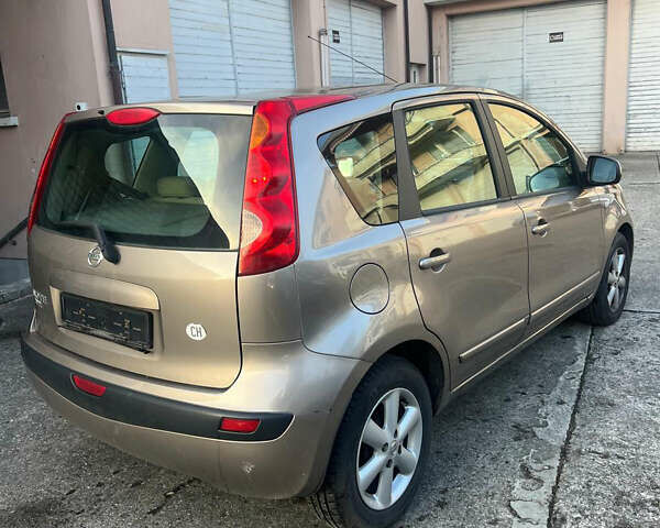 Коричневий Ніссан Ноут, об'ємом двигуна 1.6 л та пробігом 263 тис. км за 6850 $, фото 1 на Automoto.ua