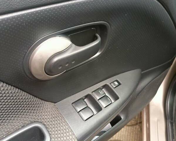 Коричневый Ниссан Ноут, объемом двигателя 1.6 л и пробегом 136 тыс. км за 6300 $, фото 6 на Automoto.ua