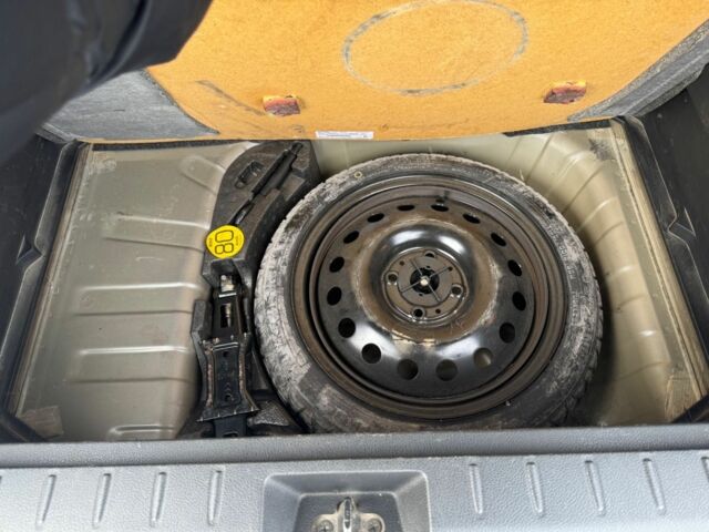 Коричневый Ниссан Ноут, объемом двигателя 1.6 л и пробегом 232 тыс. км за 5300 $, фото 9 на Automoto.ua